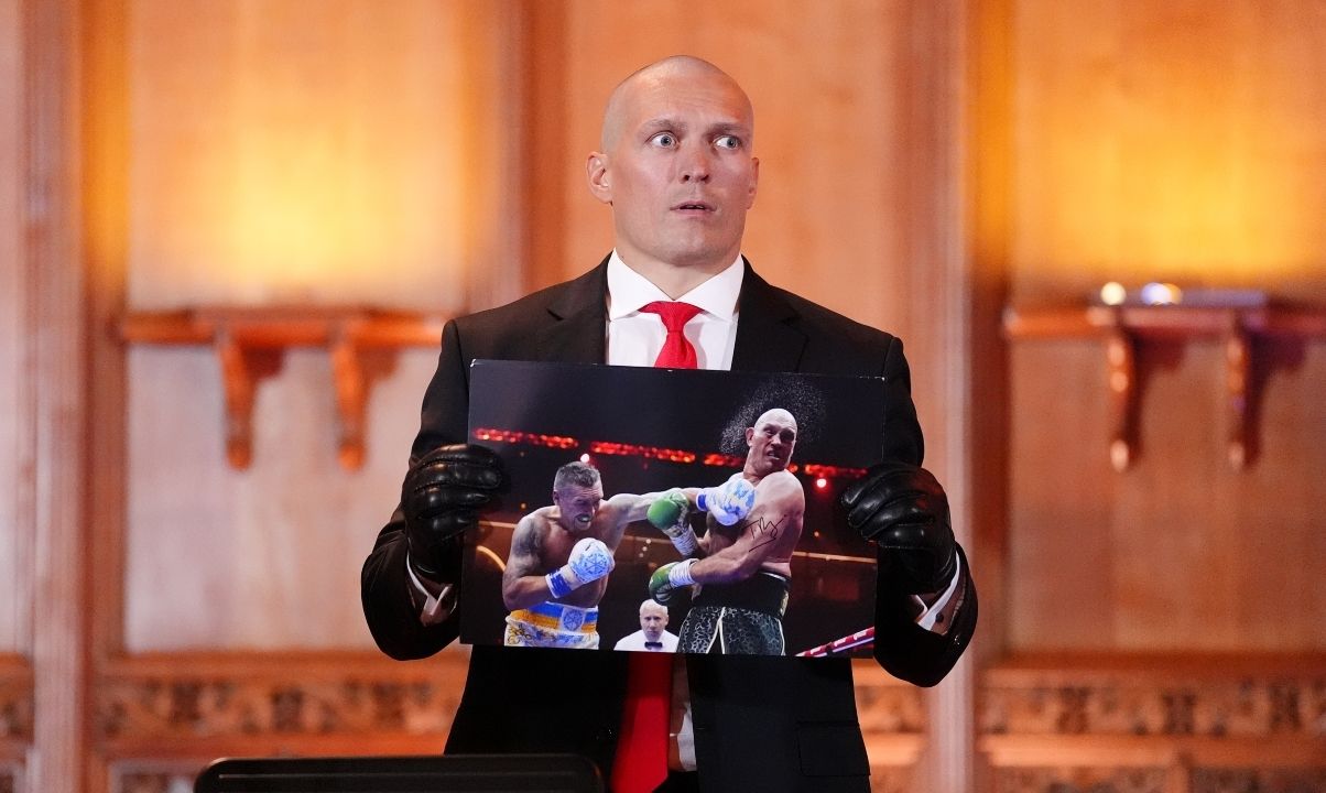 Усик планирует нокаутировать Фьюри Усик планирует нокаутировать Фьюри