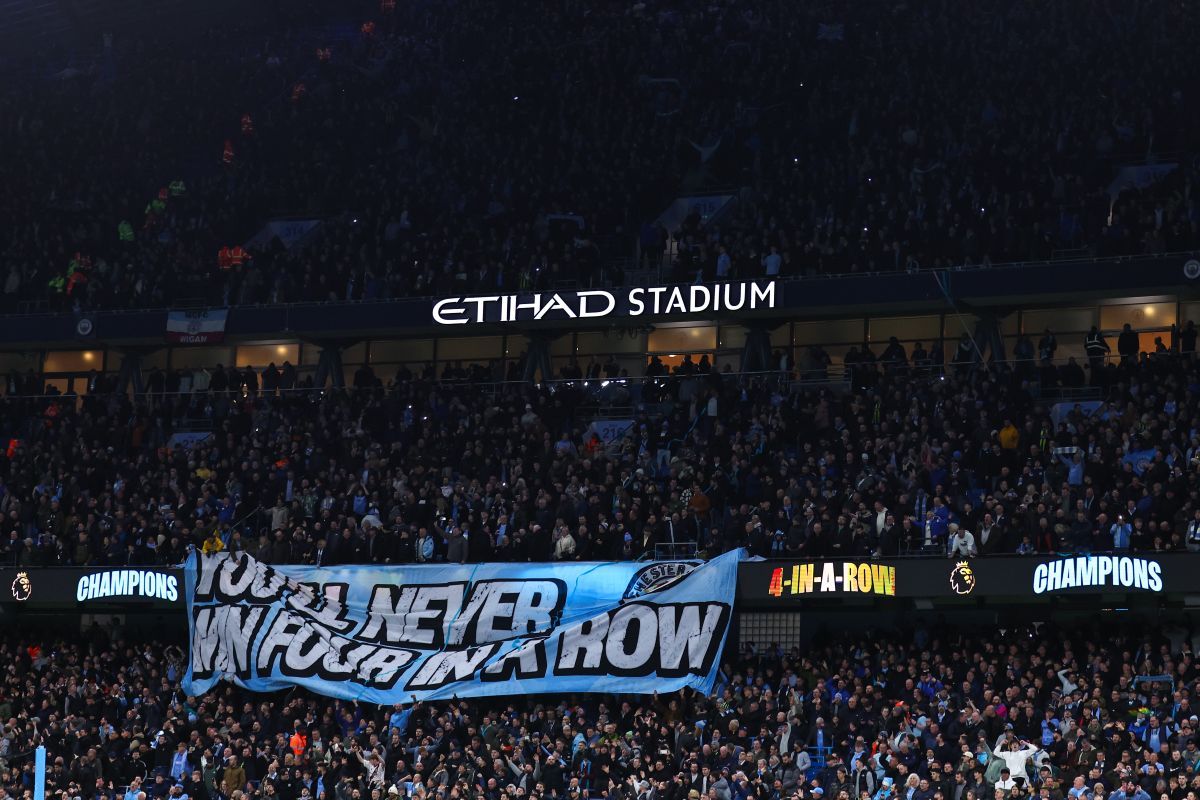 Трагедия во время манчестерского дерби Трагедия во время манчестерского дерби