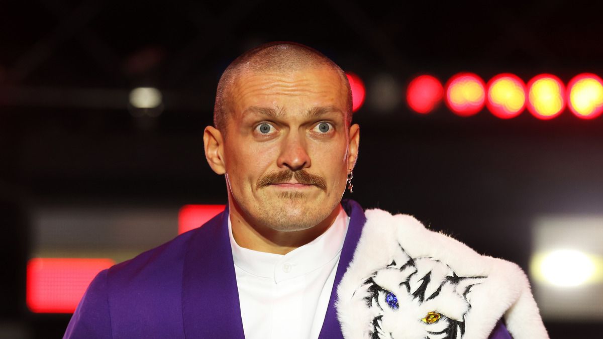 Усик - Фьюри 2 - украинский боксер объяснил выбор новой прически Усик - Фьюри 2 - украинский боксер объяснил выбор новой прически