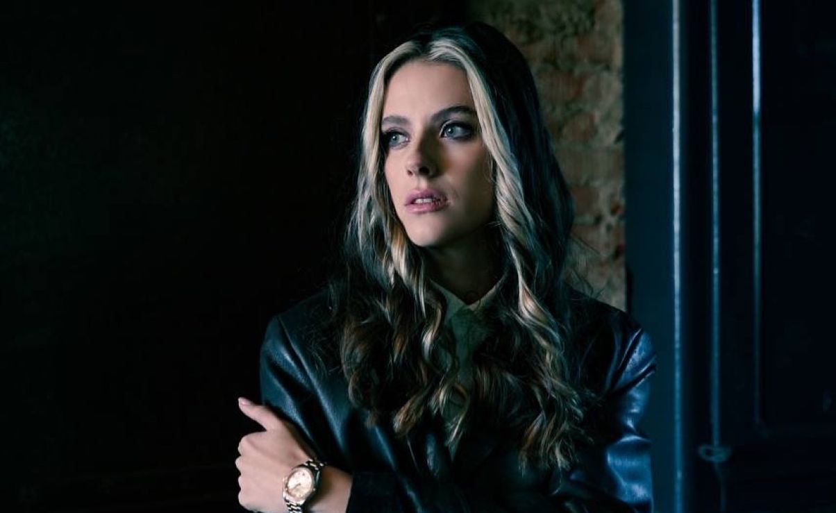 Ярослава Магучіх поділилась світлинами з нової фотосесії у оригінальному образі Ярослава Магучіх поділилась світлинами з нової фотосесії у оригінальному образі