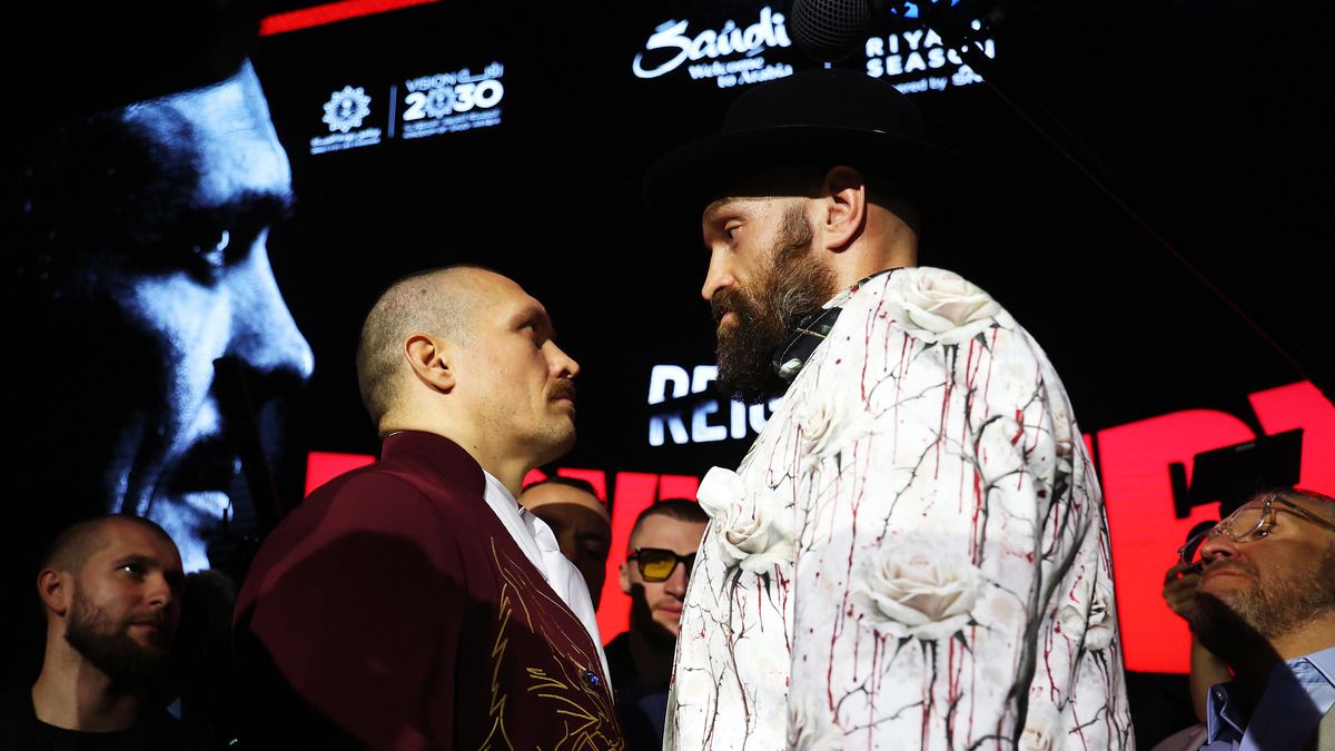 Усик - Фьюри 2 - результат взвешивания боксеров перед боем - видео Усик - Фьюри 2 - результат взвешивания боксеров перед боем - видео