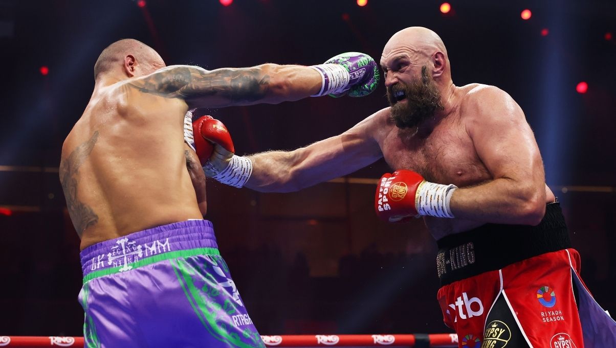 Уоррен считает, что победил Фьюри Уоррен считает, что победил Фьюри