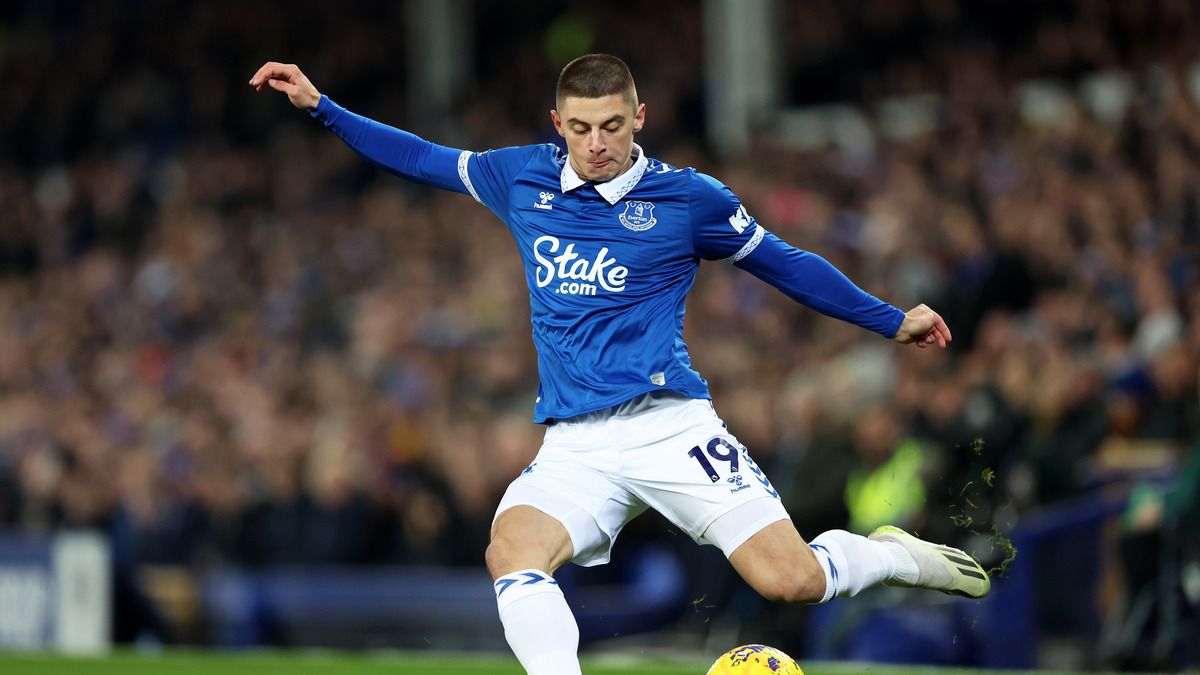 Эвертон - Челси - юбилейный матч Виталия Миколенко, видеообзор поединка 17 тура АПЛ Эвертон - Челси - юбилейный матч Виталия Миколенко, видеообзор поединка 17 тура АПЛ