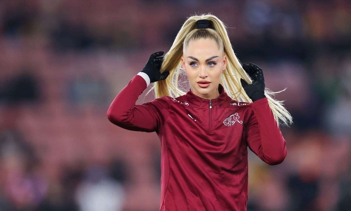 Леманн поделилась видео из раздевалки сборной Швейцарии Леманн поделилась видео из раздевалки сборной Швейцарии