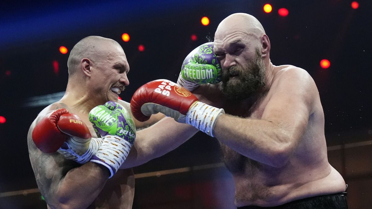 Усик - Ф'юрі 2 - китаєць Чжан Чжилей оцінив перемогу українця Усик - Ф'юрі 2 - китаєць Чжан Чжилей оцінив перемогу українця