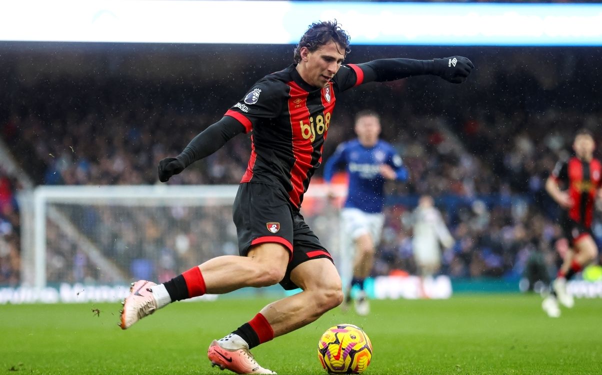 Забарный может покинуть Борнмут зимой 2025 года Забарный может покинуть Борнмут зимой 2025 года