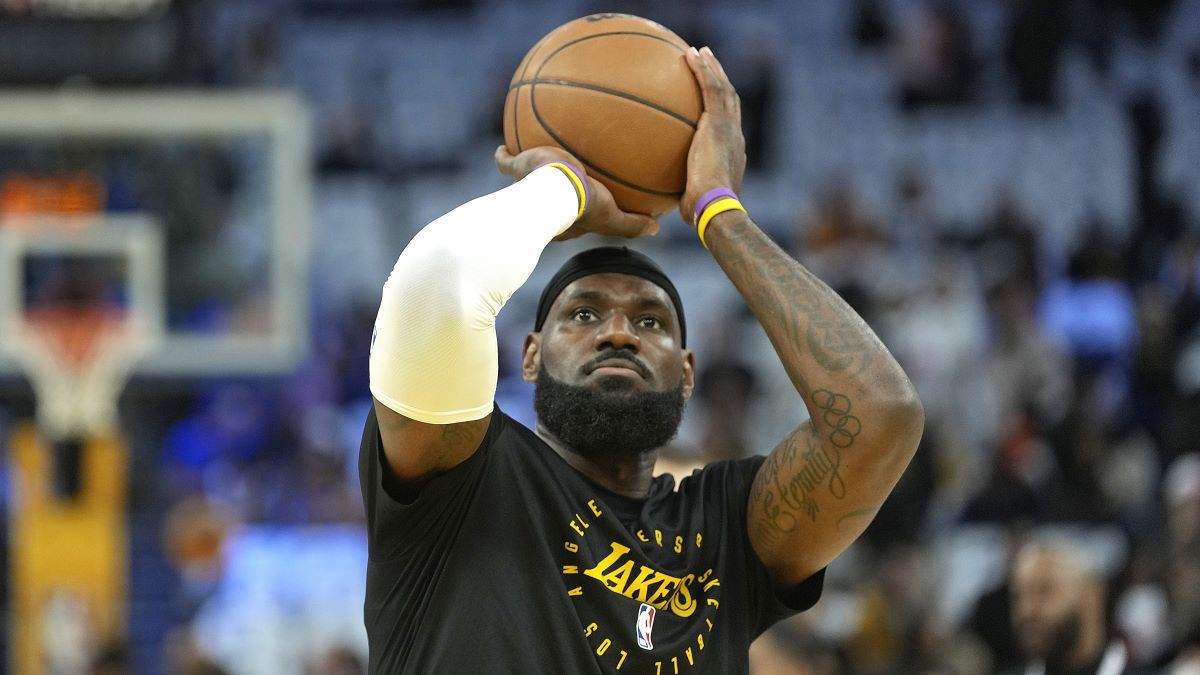 Леброн повторил рекорды Джордана Леброн повторил рекорды Джордана