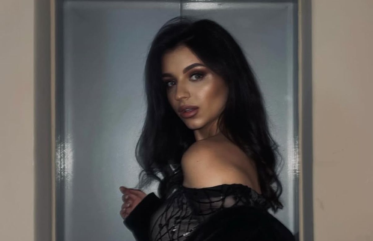 Мария Третьяк поделилась пикантными фотографиями Мария Третьяк поделилась пикантными фотографиями