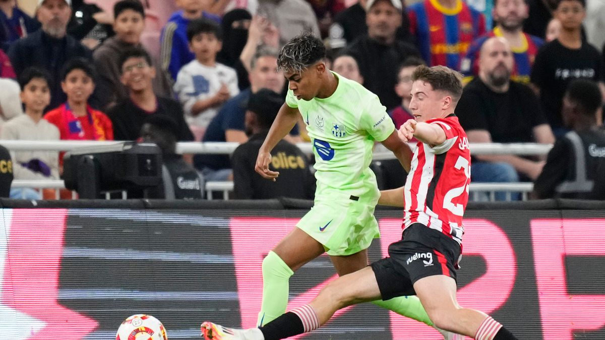 Атлетик - Барселона - видео голов и обзор матча 1/2 финала Суперкубка Испании Атлетик - Барселона - видео голов и обзор матча 1/2 финала Суперкубка Испании