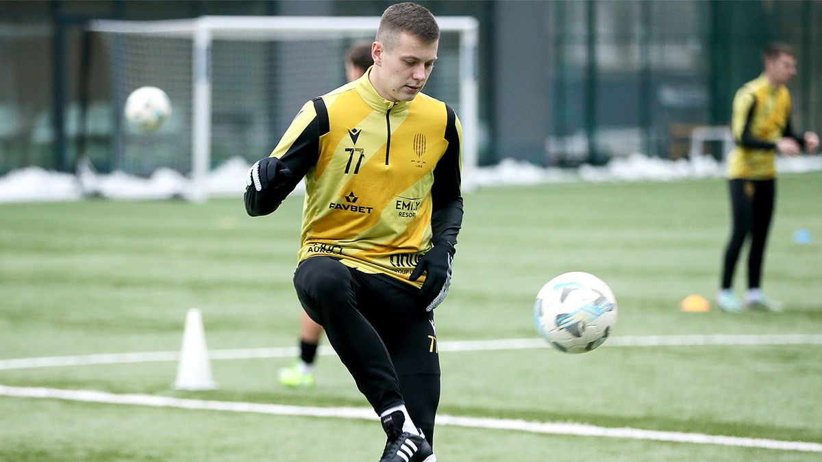 Карпаты и Рух объединились - команда Пономарева провела первую тренировку Карпаты и Рух объединились - команда Пономарева провела первую тренировку