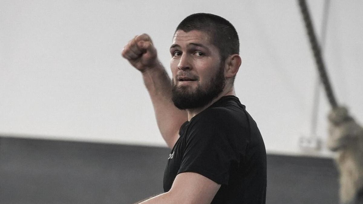 Хабиба Нурмагомедова сняли с авиарейса в США - детали инцидента Хабиба Нурмагомедова сняли с авиарейса в США - детали инцидента