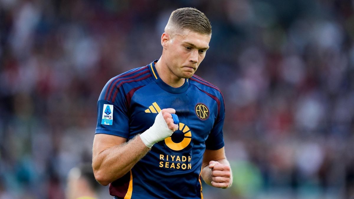 В Італії оцінили виступ Довбика у грі проти Болоньї В Італії оцінили виступ Довбика у грі проти Болоньї