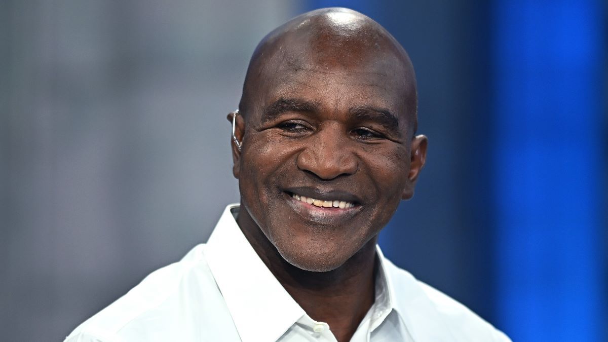 Кого Холіфілд вважає найкращим боксером в історії Кого Холіфілд вважає найкращим боксером в історії