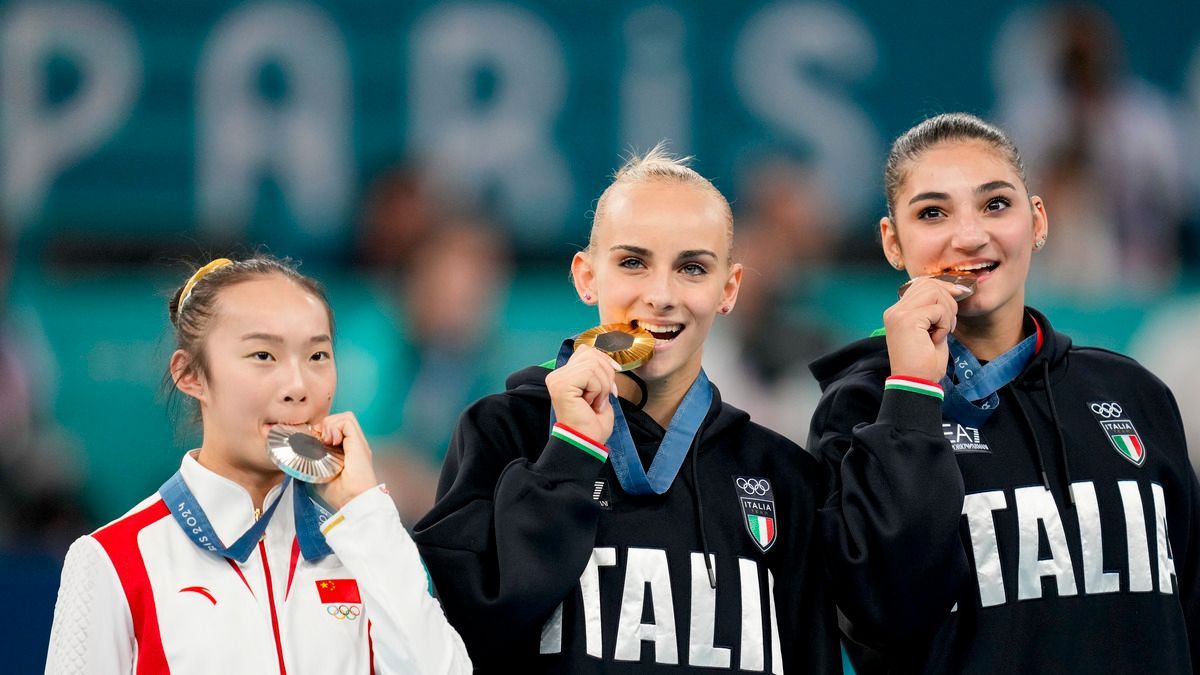 Спортсмени повертають медалі через низьку якість Спортсмени повертають медалі через низьку якість