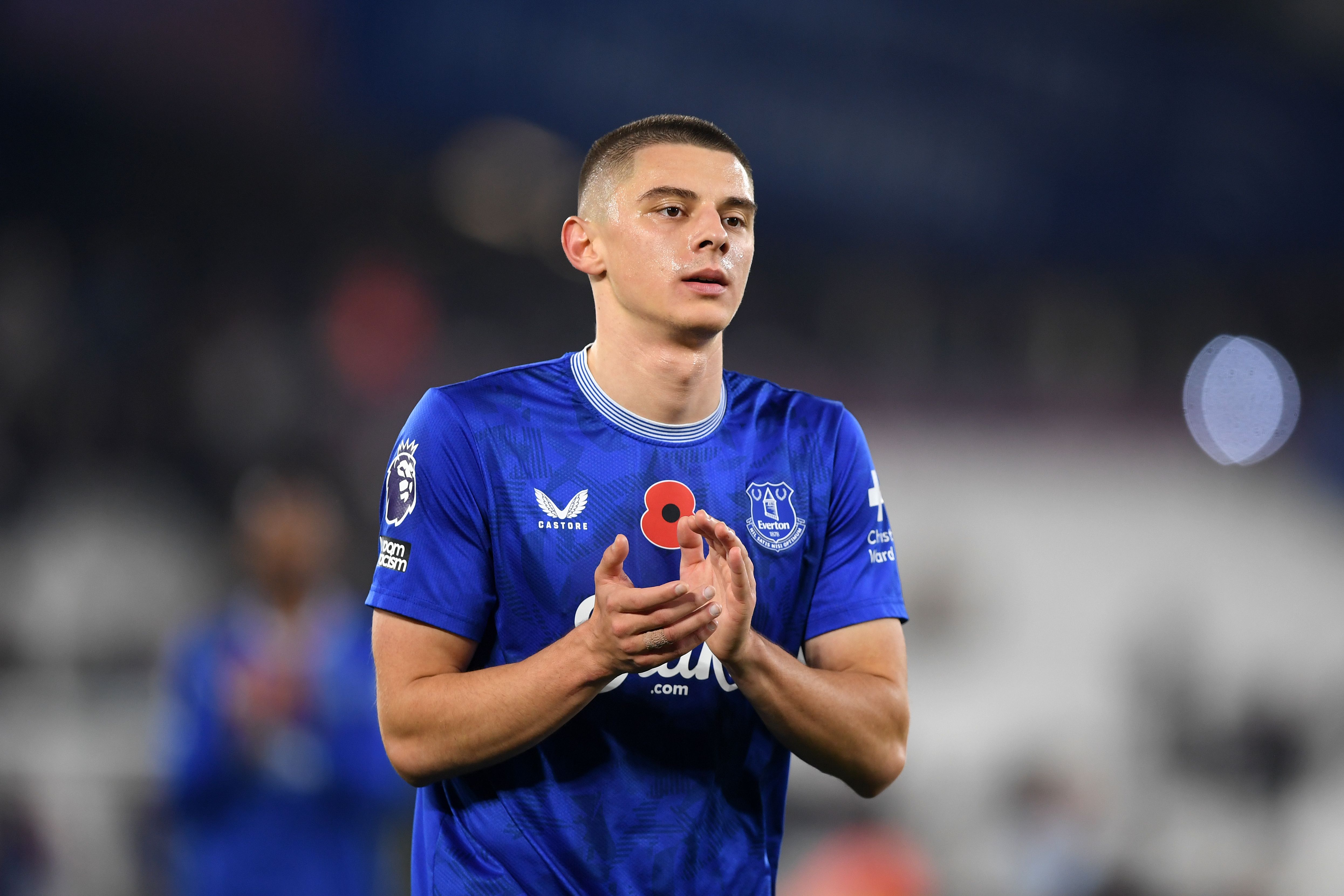 Евертон мінімально програв Астон Віллі Евертон мінімально програв Астон Віллі