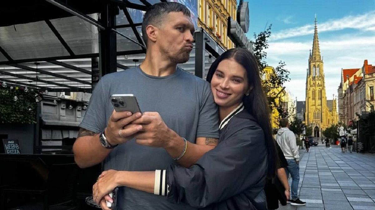 День рождения Александра Усика – как жена Екатерина Усик поздравила боксера День рождения Александра Усика – как жена Екатерина Усик поздравила боксера