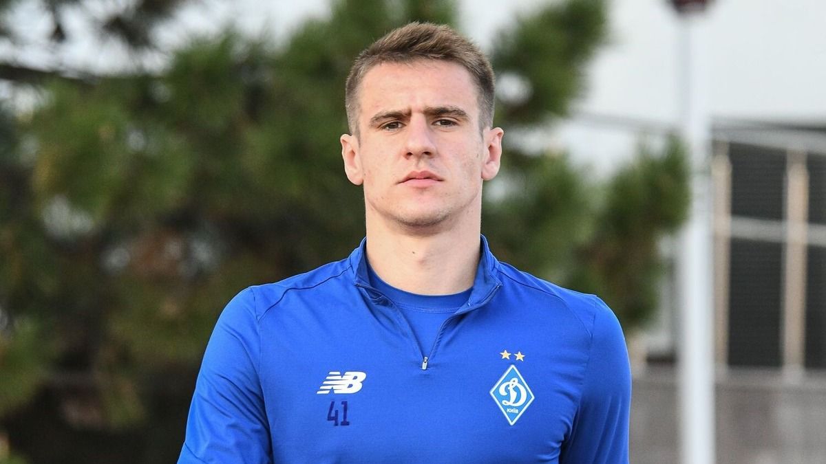 Артем Бєсєдін підписав контракт з чеським клубом Лішень Артем Бєсєдін підписав контракт з чеським клубом Лішень