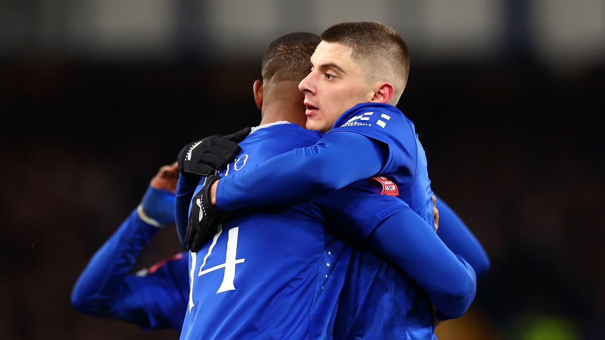 Эвертон - Тоттенхэм - видео голов и обзор матча 22 тура АПЛ 19.01.2025 Эвертон - Тоттенхэм - видео голов и обзор матча 22 тура АПЛ 19.01.2025