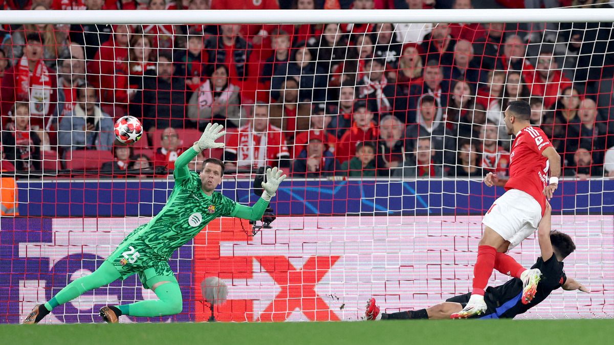 Бенфика - Барселона - результат, видео голов и обзор матча 7 тура ЛЧ-2024/25 Бенфика - Барселона - результат, видео голов и обзор матча 7 тура ЛЧ-2024/25