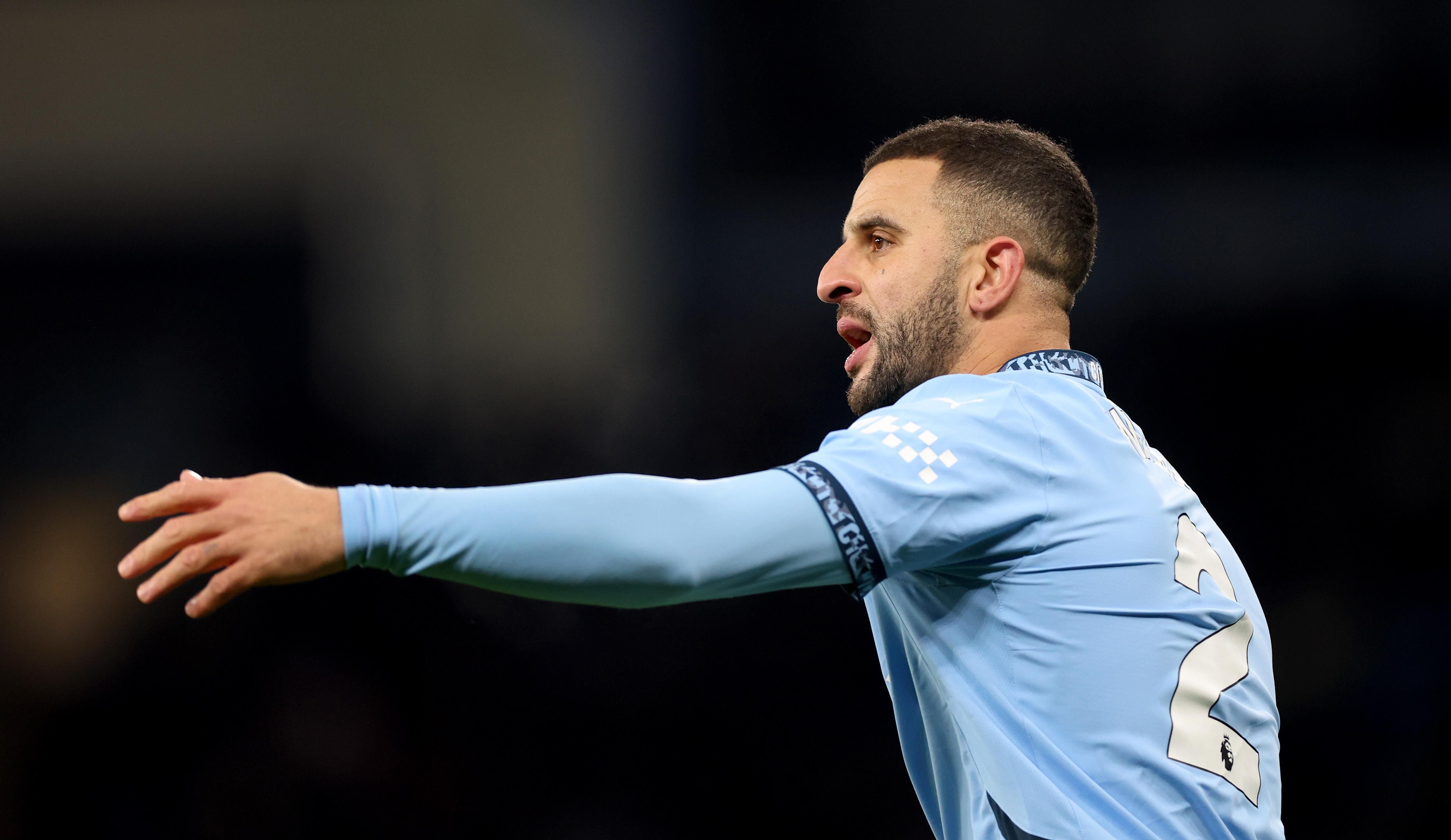 Вокер погодив контракт з Міланом Вокер погодив контракт з Міланом