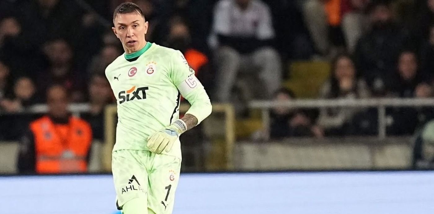 Фернандо Муслеру освистали фанати Фернандо Муслеру освистали фанати