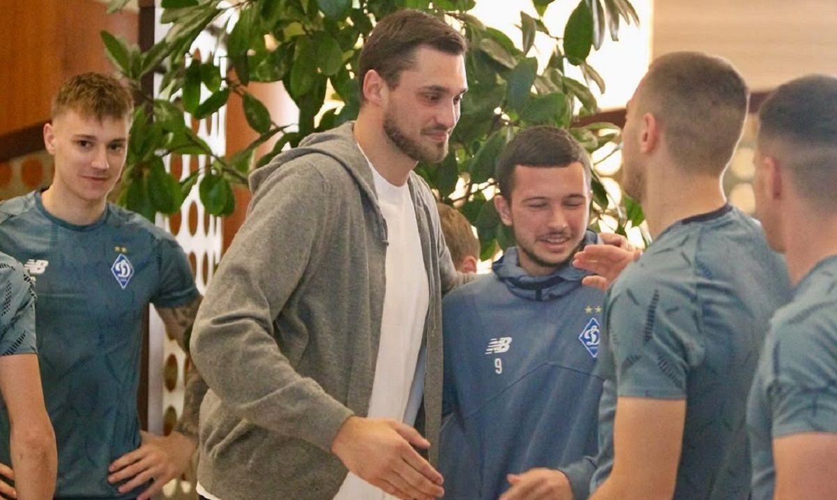 Георгий Бущан попрощался с Динамо после трансфера в Аль-Шабаб Георгий Бущан попрощался с Динамо после трансфера в Аль-Шабаб