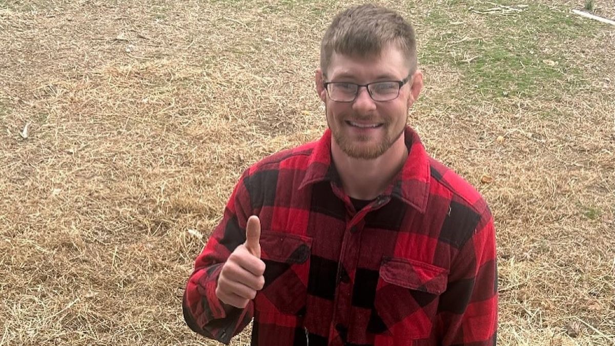 Мітчелл став на захист Гітлера Мітчелл став на захист Гітлера