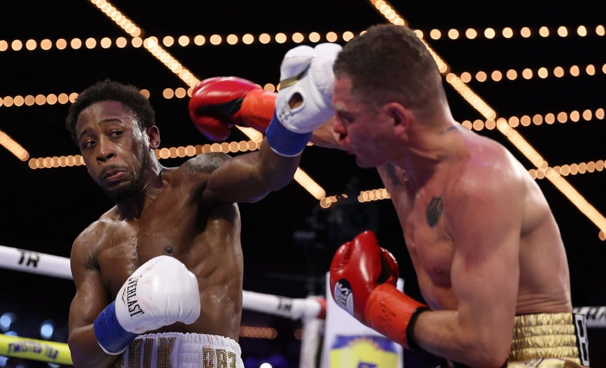 Результат боя Беринчик – Дэвис Результат боя Беринчик – Дэвис