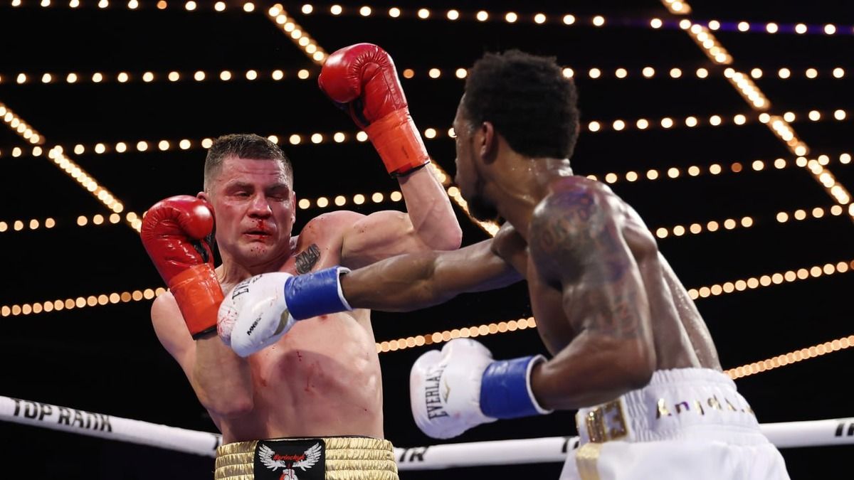 Берінчик - Девіс - коментар американця після перемоги над український боксером Берінчик - Девіс - коментар американця після перемоги над український боксером