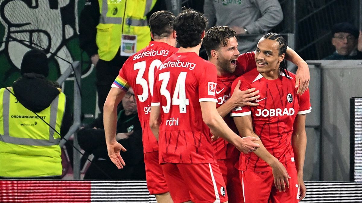 Кіліанн Сільділья забив гол ударом бісіклетою Кіліанн Сільділья забив гол ударом бісіклетою