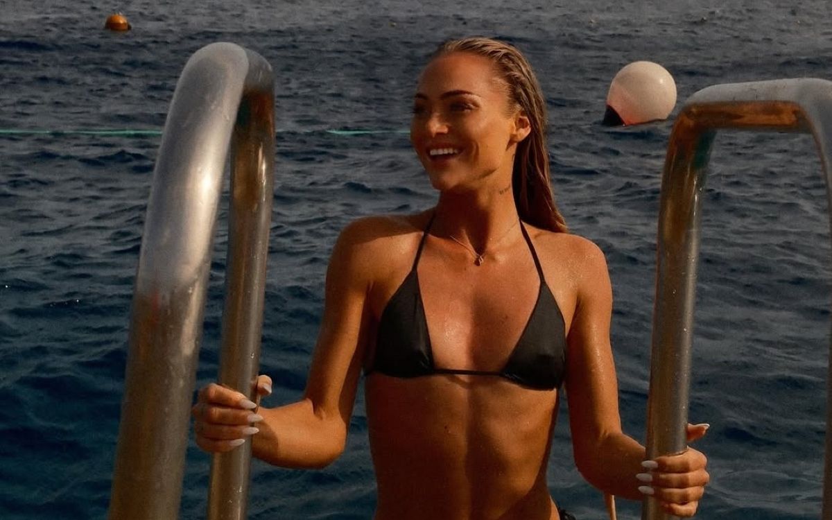 Алиша Леманн - игрок Ювентуса опубликовала пикантные фото с отдыха в Египте Алиша Леманн - игрок Ювентуса опубликовала пикантные фото с отдыха в Египте