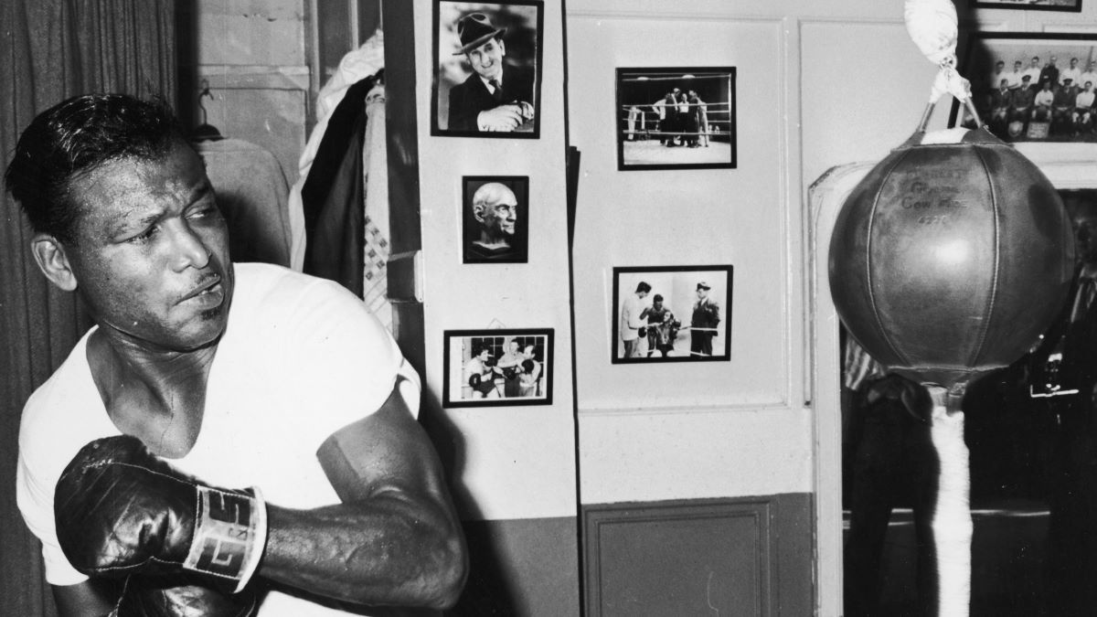 Баффер назвав найкращого боксера в історії Баффер назвав найкращого боксера в історії