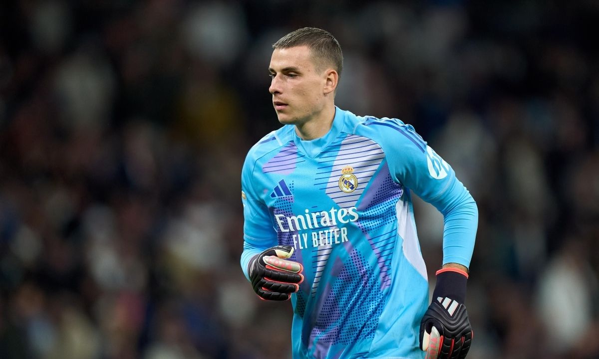 Андрій Лунін - український голкіпер зіграє за Реал проти Райо Вальєкано у Ла Лізі Андрій Лунін - український голкіпер зіграє за Реал проти Райо Вальєкано у Ла Лізі