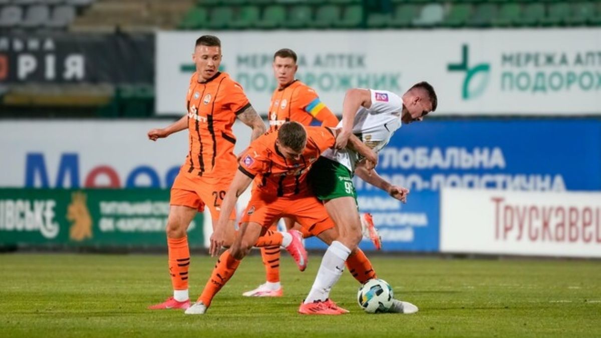 Карпати Шахтар - результат - відеоогляд матчу 21-го туру УПЛ-2024/2025 Карпати Шахтар - результат - відеоогляд матчу 21-го туру УПЛ-2024/2025