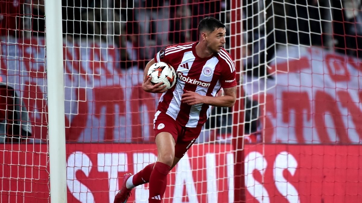 Роман Яремчук забил два гола за Олимпиакос в матче против Буде-Глимта - видео голов Роман Яремчук забил два гола за Олимпиакос в матче против Буде-Глимта - видео голов