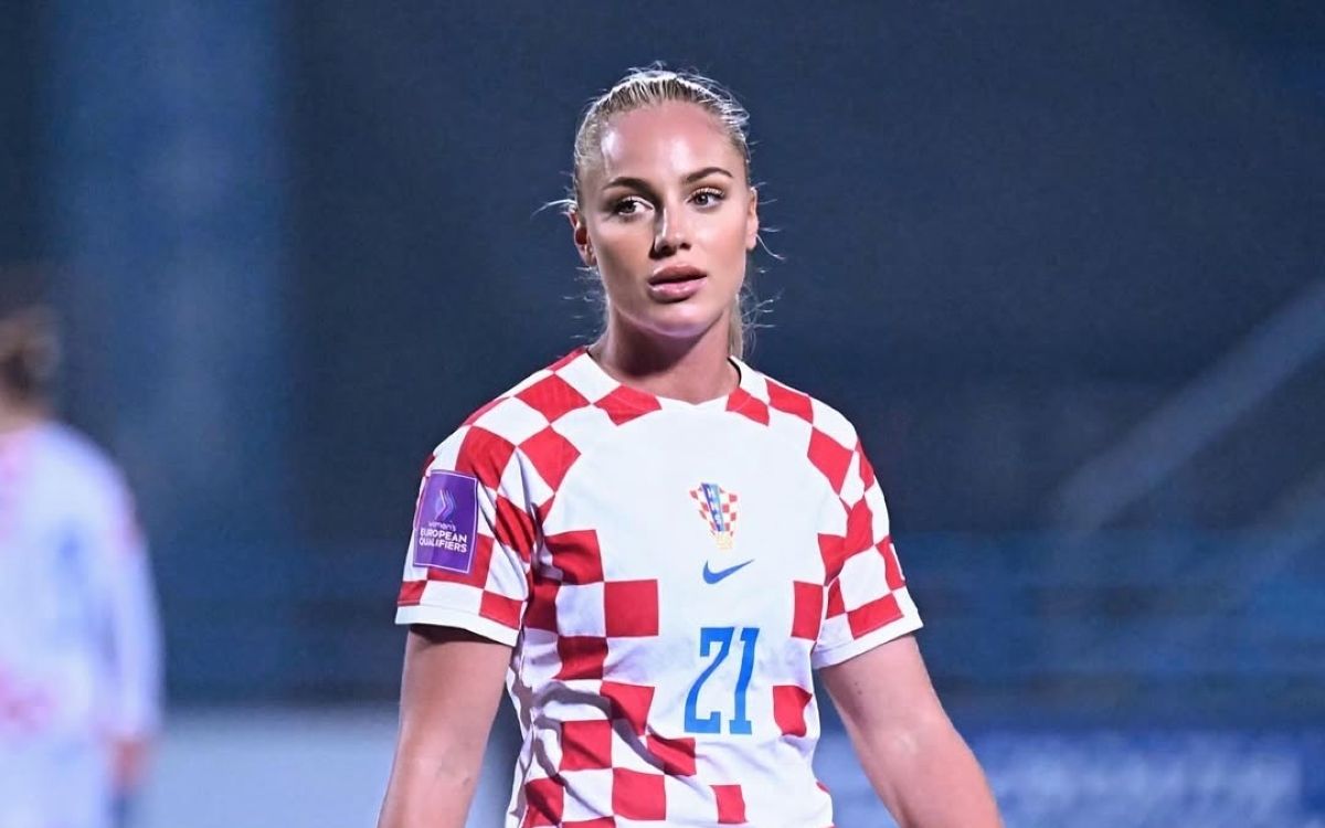 Ана Мария Маркович - хорватская футболистка опубликовала фото с отдыха в Дубае Ана Мария Маркович - хорватская футболистка опубликовала фото с отдыха в Дубае