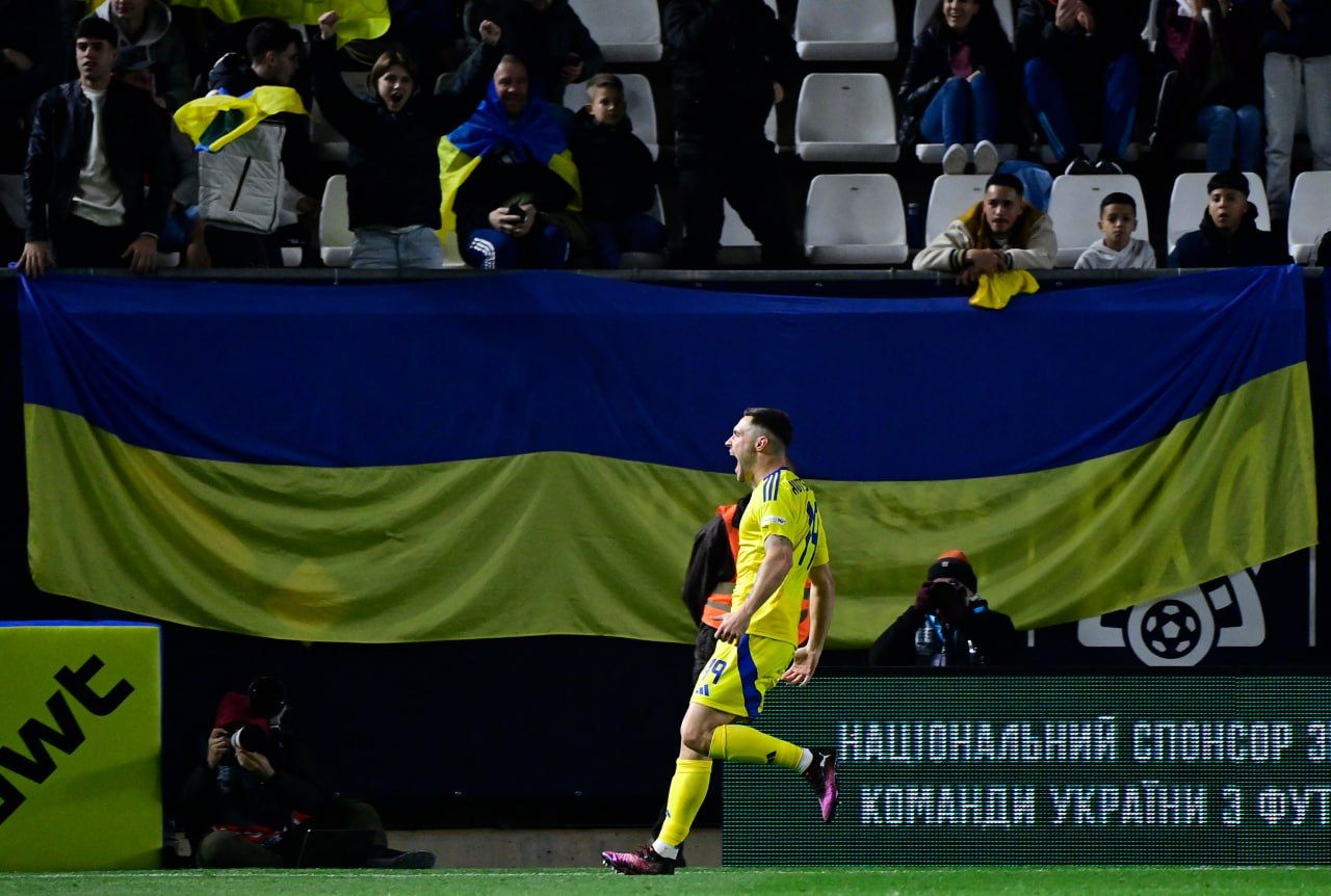 Україна Бельгія - відео голів Олексія Гуцуляка, Владислава Ваната, Іллі Забарного Україна Бельгія - відео голів Олексія Гуцуляка, Владислава Ваната, Іллі Забарного