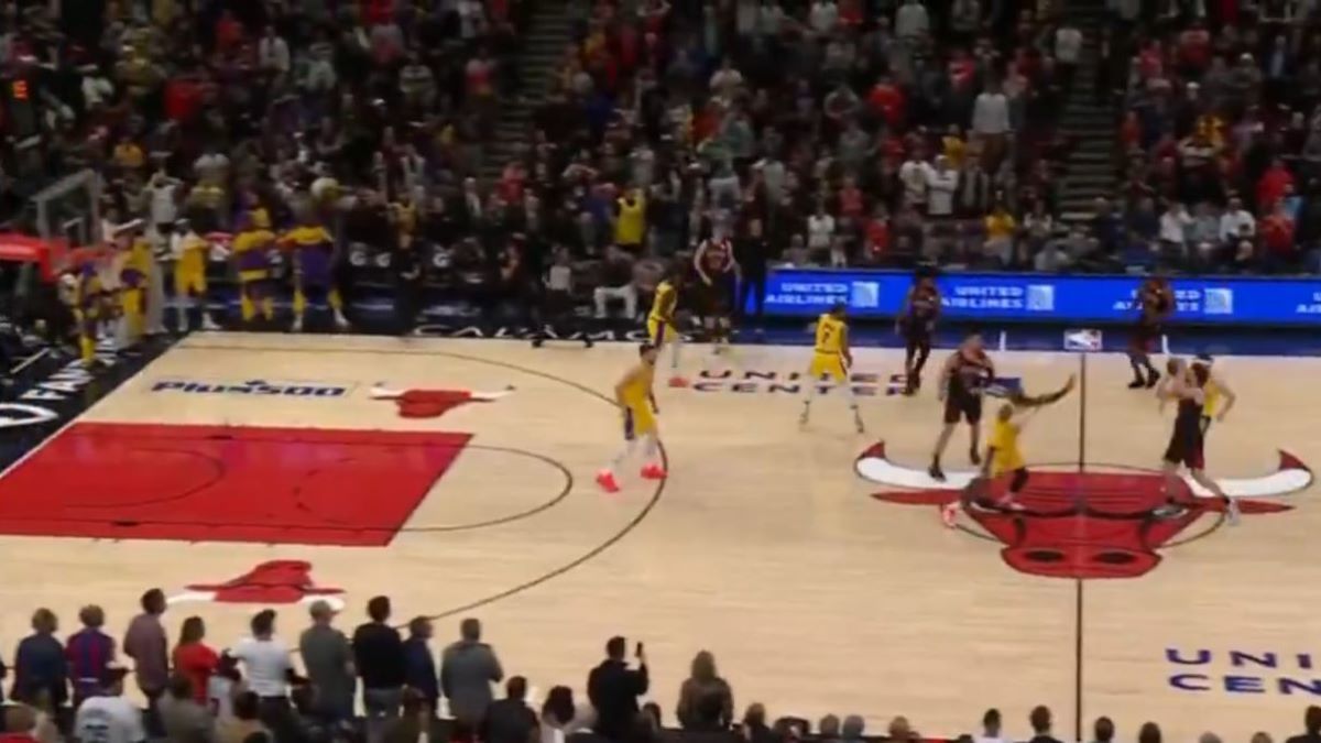 Гидди забросил победный базер Гидди забросил победный базер