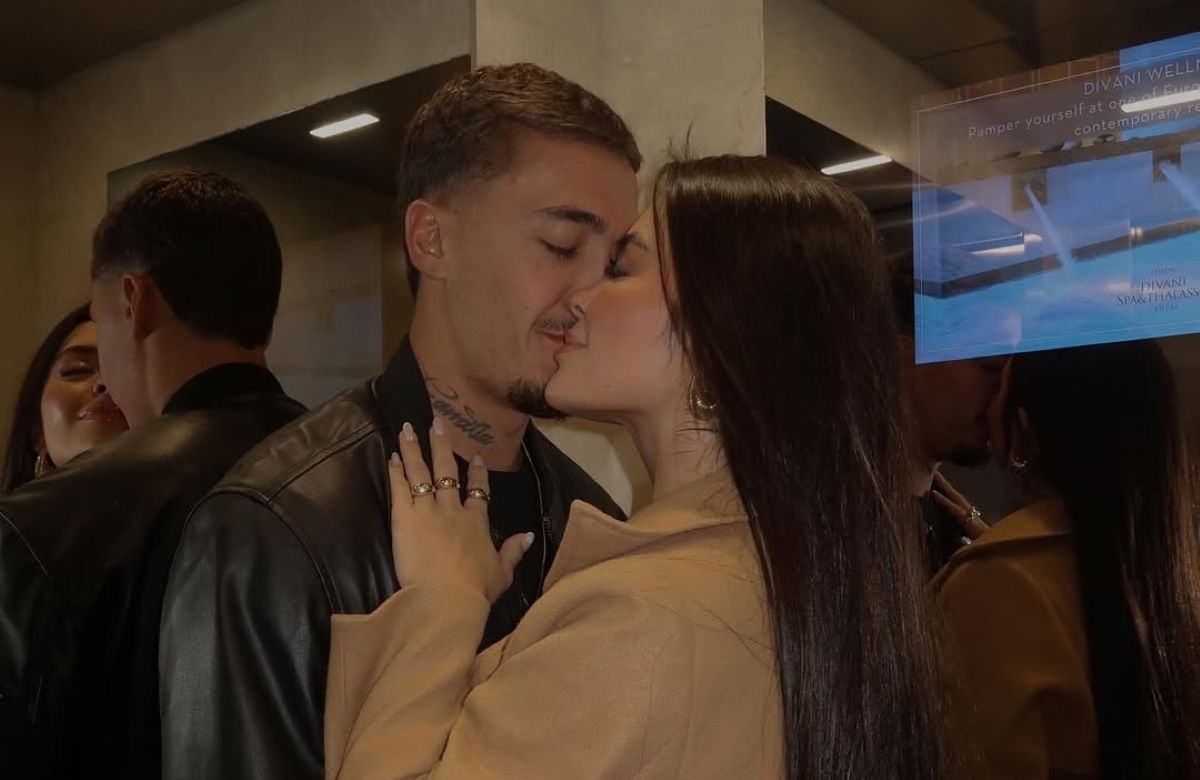 Біа Мішель - що відомо про дівчину новачка ЮКСА Ромаріньо - фото Біа Мішель - що відомо про дівчину новачка ЮКСА Ромаріньо - фото