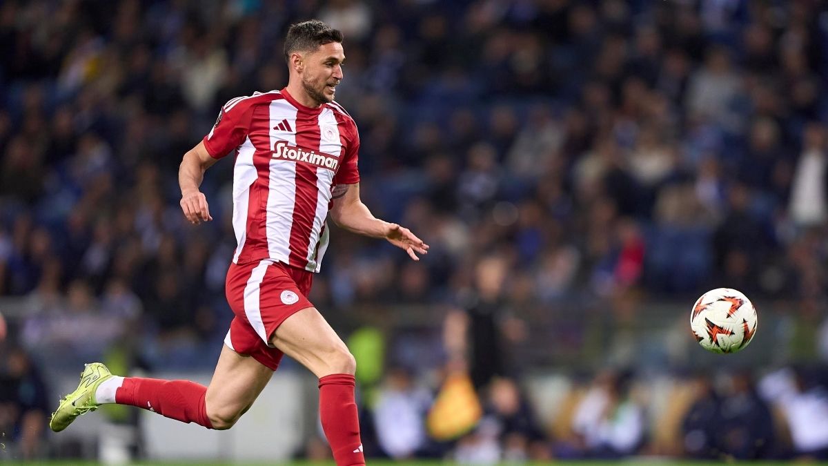 Роман Яремчук - український нападник Олімпіакоса забив дубль у ворота Панатінаїкоса Роман Яремчук - український нападник Олімпіакоса забив дубль у ворота Панатінаїкоса