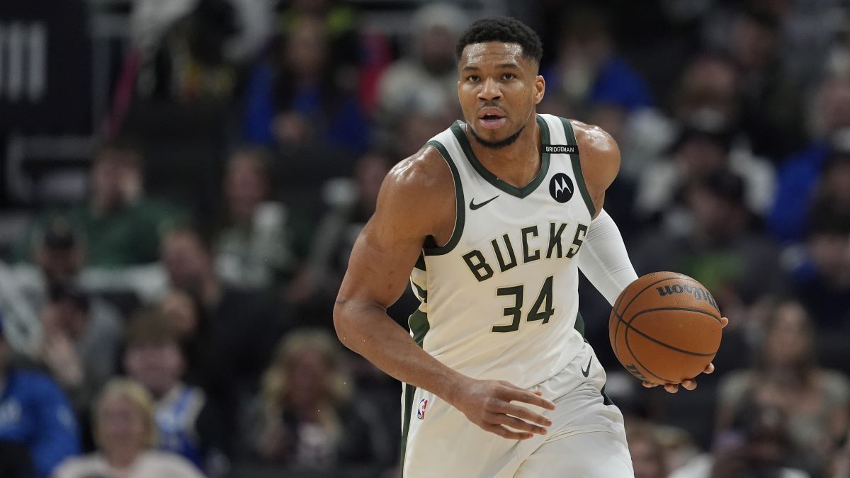 Мілвокі Бакс встановив рекорд НБА XXI століття Мілвокі Бакс встановив рекорд НБА XXI століття