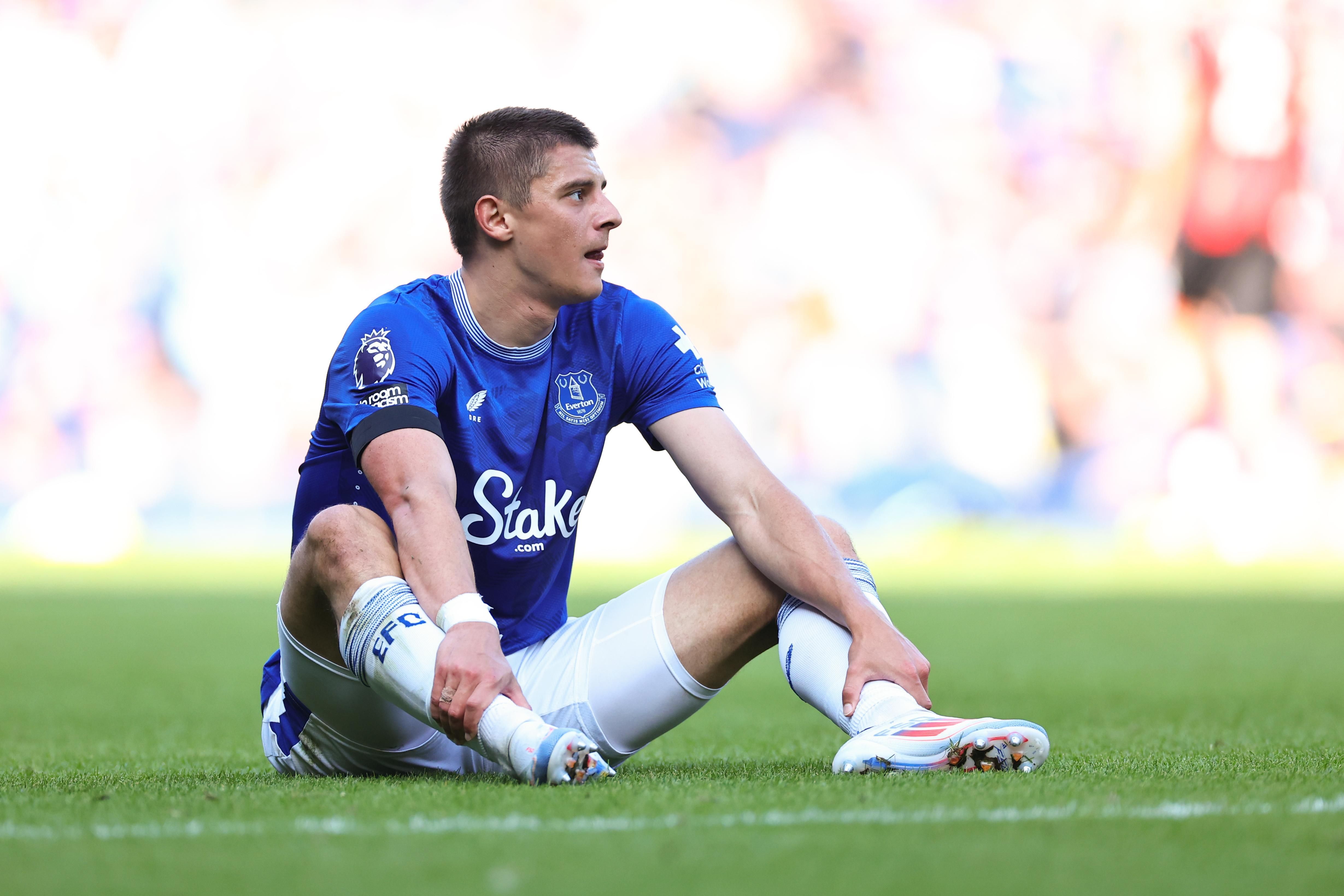 Віталій Миколенко - чому український захисник Евертона не зіграє проти Арсенала Віталій Миколенко - чому український захисник Евертона не зіграє проти Арсенала