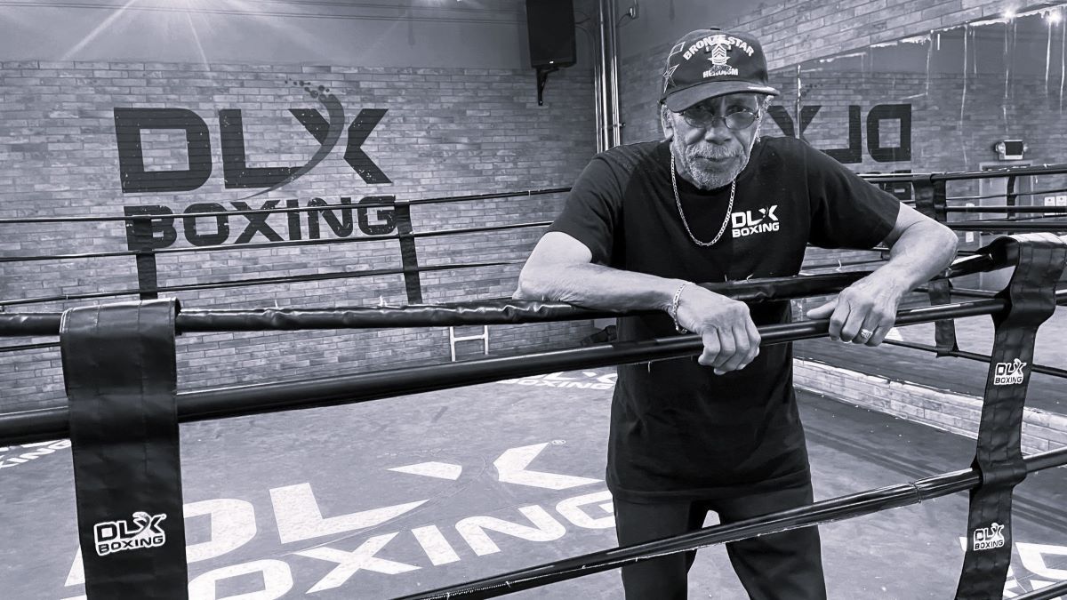 Кенні Адамс помер Кенні Адамс помер