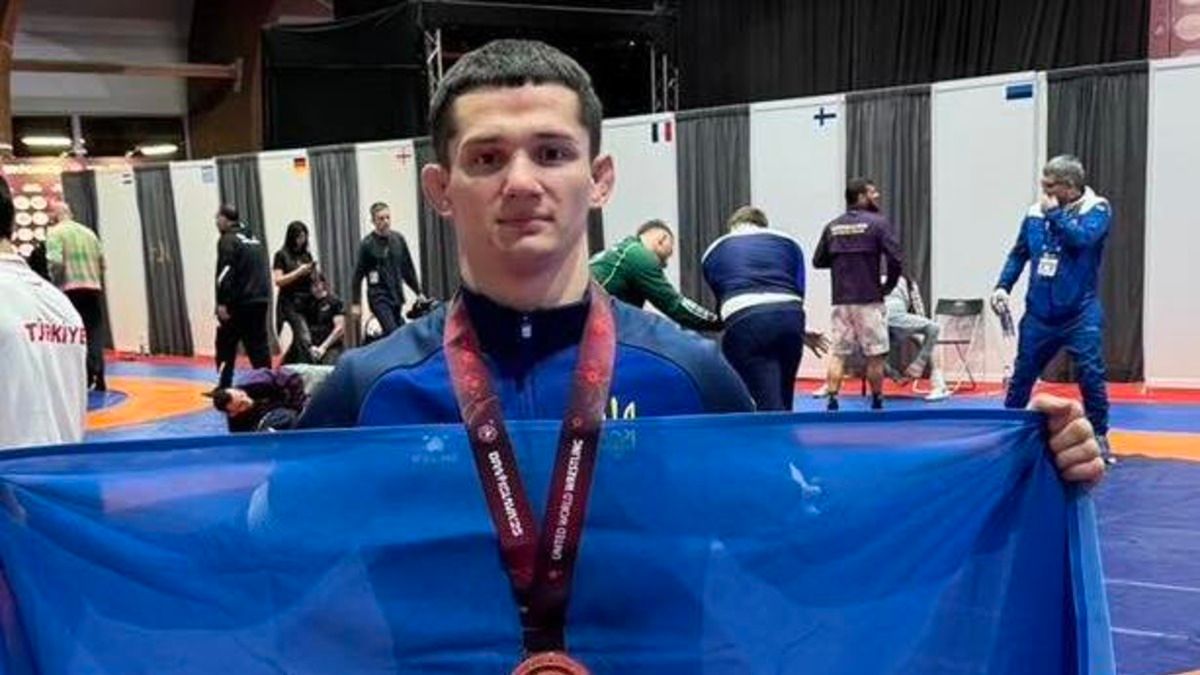 ЧЕ-2025 по борьбе - Андрей Джелеп завоевал бронзовую медаль ЧЕ-2025 по борьбе - Андрей Джелеп завоевал бронзовую медаль