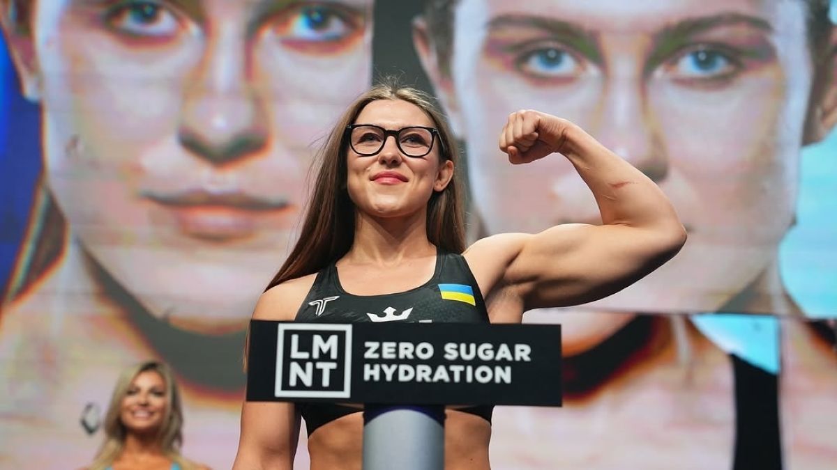 Українка Катерина Шакалова перемогла Джуліану Веласкес на PFL 2025 в США Українка Катерина Шакалова перемогла Джуліану Веласкес на PFL 2025 в США