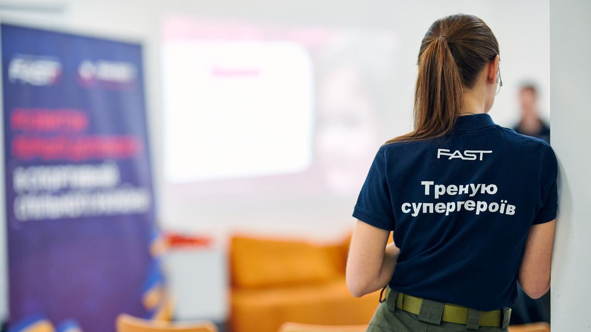 Тренінг з домедичної допомоги для підлітків від FAST за підтримки Favbet Foundation Тренінг з домедичної допомоги для підлітків від FAST за підтримки Favbet Foundation
