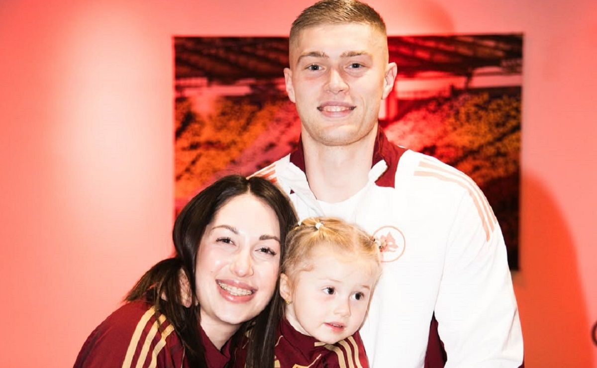 Артем Довбик - біографія, історія кохання з дружиною Артем Довбик - біографія, історія кохання з дружиною