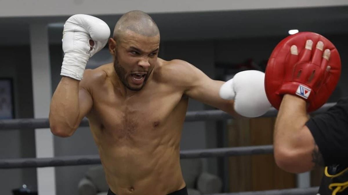 Кріс Юбенк зплатить штраф через провалене зважування - відео Кріс Юбенк зплатить штраф через провалене зважування - відео