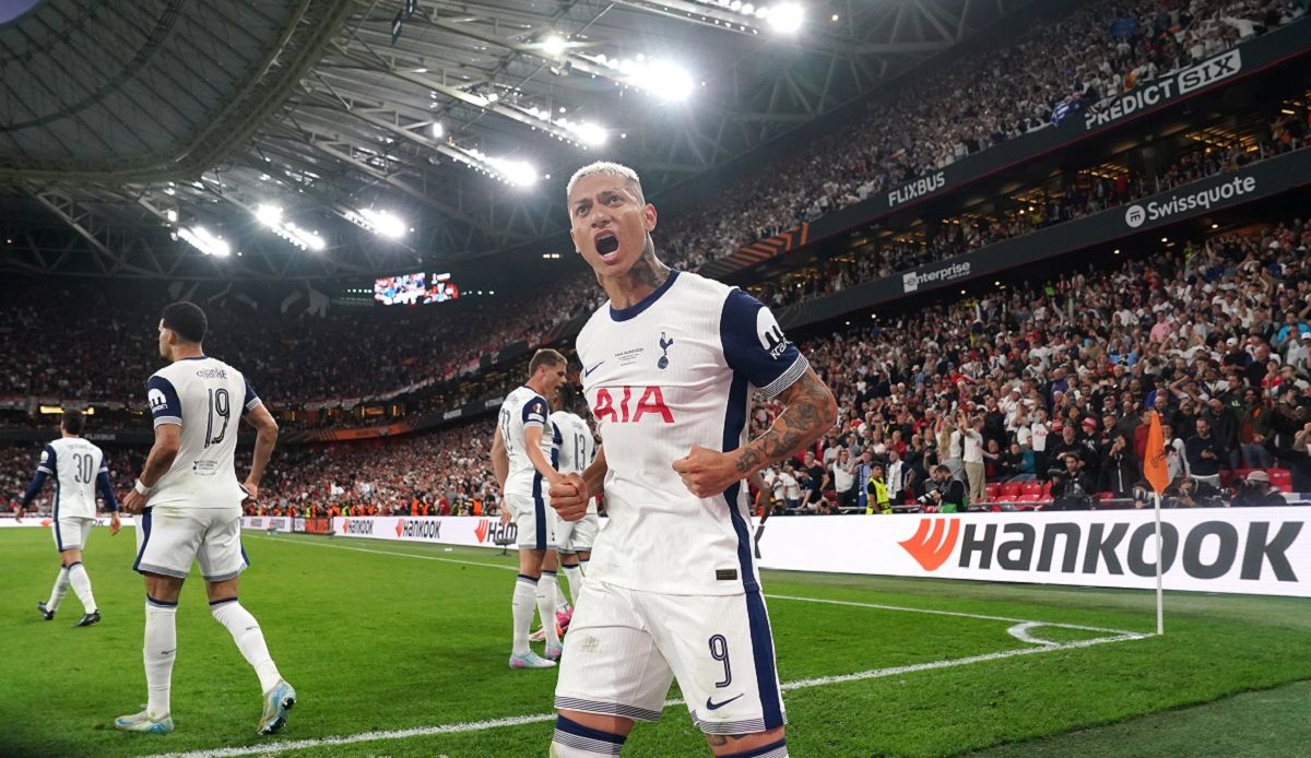 Тоттенхем – МЮ дивитись відеоогляд матчу за фінал Ліги Європи Тоттенхем – МЮ дивитись відеоогляд матчу за фінал Ліги Європи