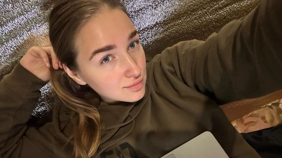 Медик Виктория Ткаченко рассказала, как готовилась к ЧМ-2025 по хоккею на фронте Медик Виктория Ткаченко рассказала, как готовилась к ЧМ-2025 по хоккею на фронте